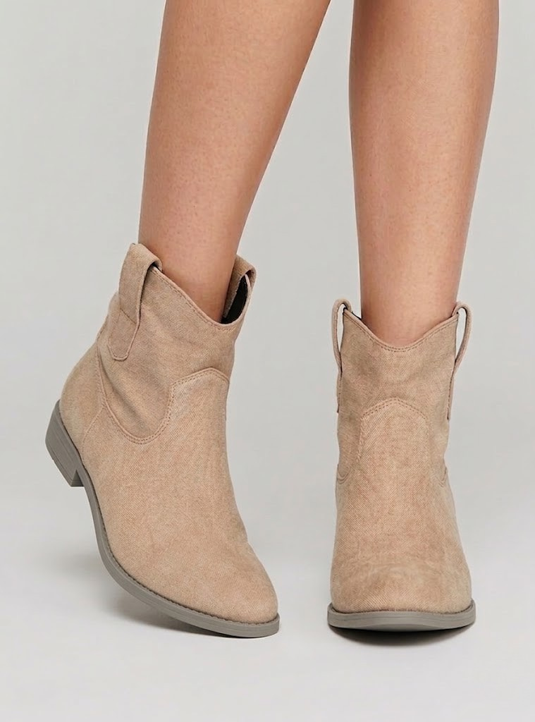 Giselle® | Chic Suede Ankle Boots