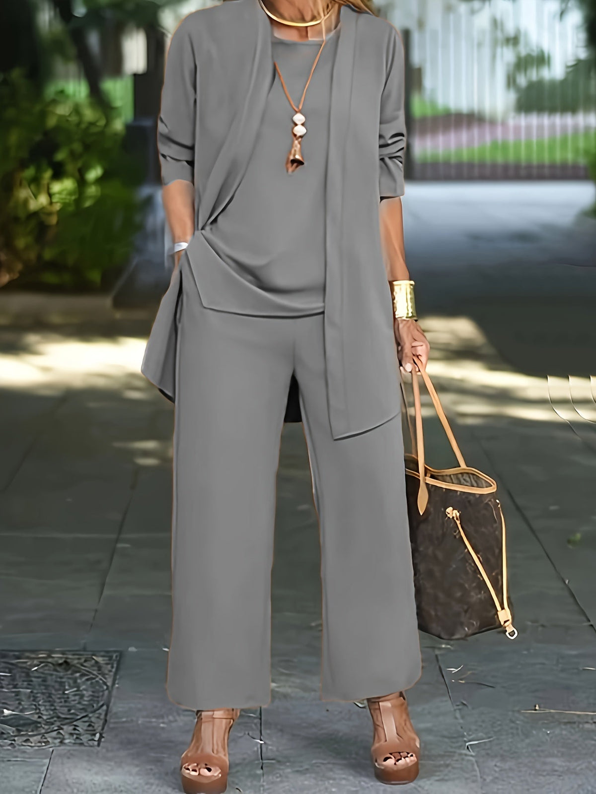 DARLA - VERSASTYLE THREE-PIECE SET