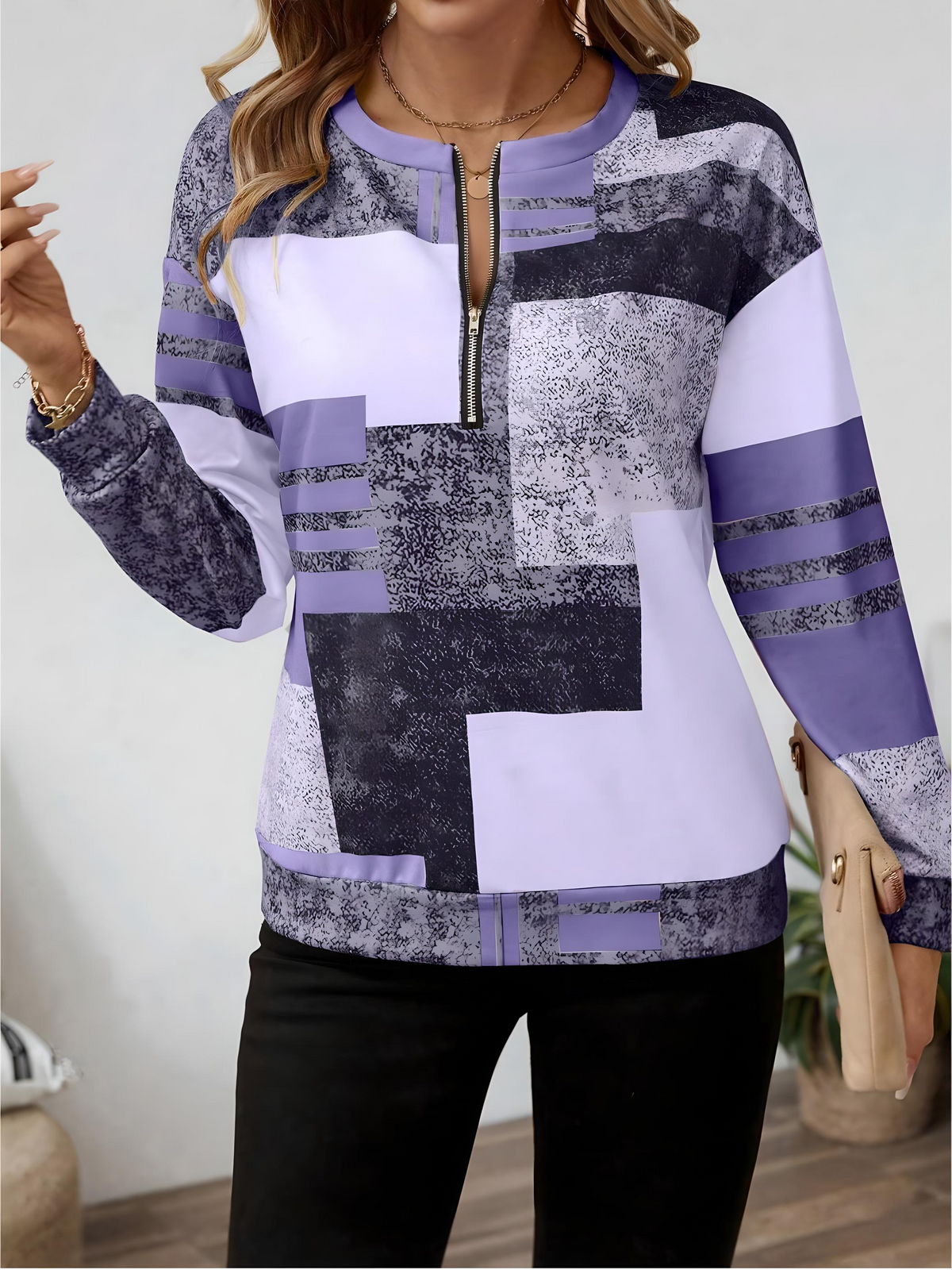 CHANDRIA – MODERN ZIP FRONT BLOUSE
