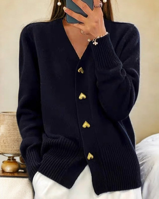 JANICE – HEART BUTTON V-NECK CARDIGAN
